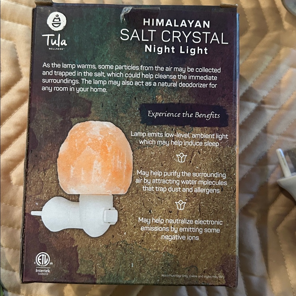Himalayan Salt Crystal Night Light - Picture 6 of 6